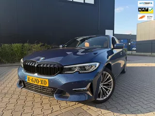 BMW 3-serie 318i High Executive (RIJKLAAR)